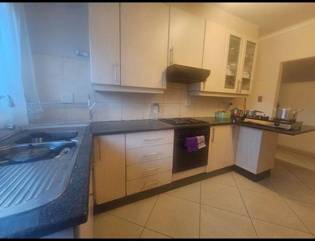 5 BEDROOM HOUSE FOR SALE IN LAUDIUM